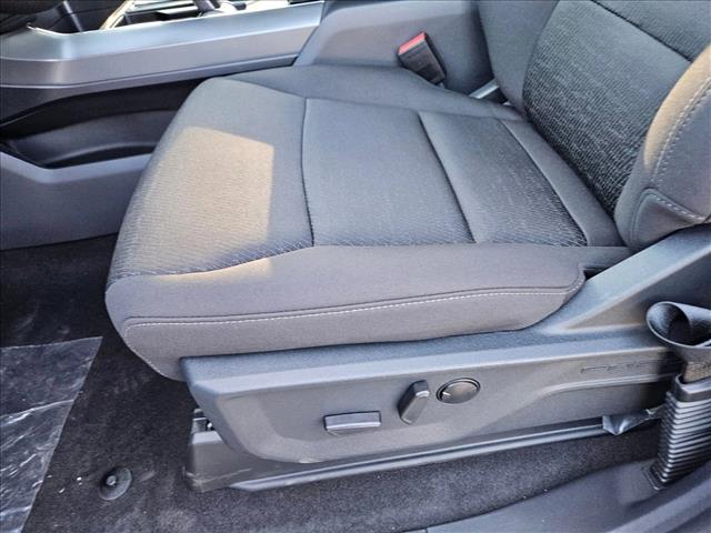 2025 Ford F-150 XLT photo 4