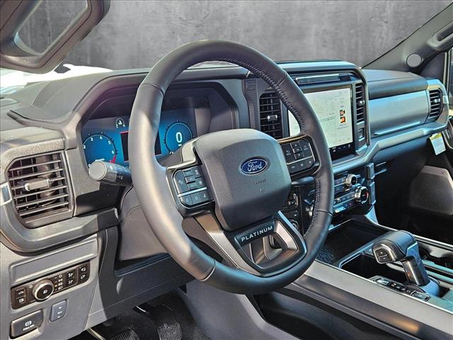 2025 Ford F-150 Platinum photo 3