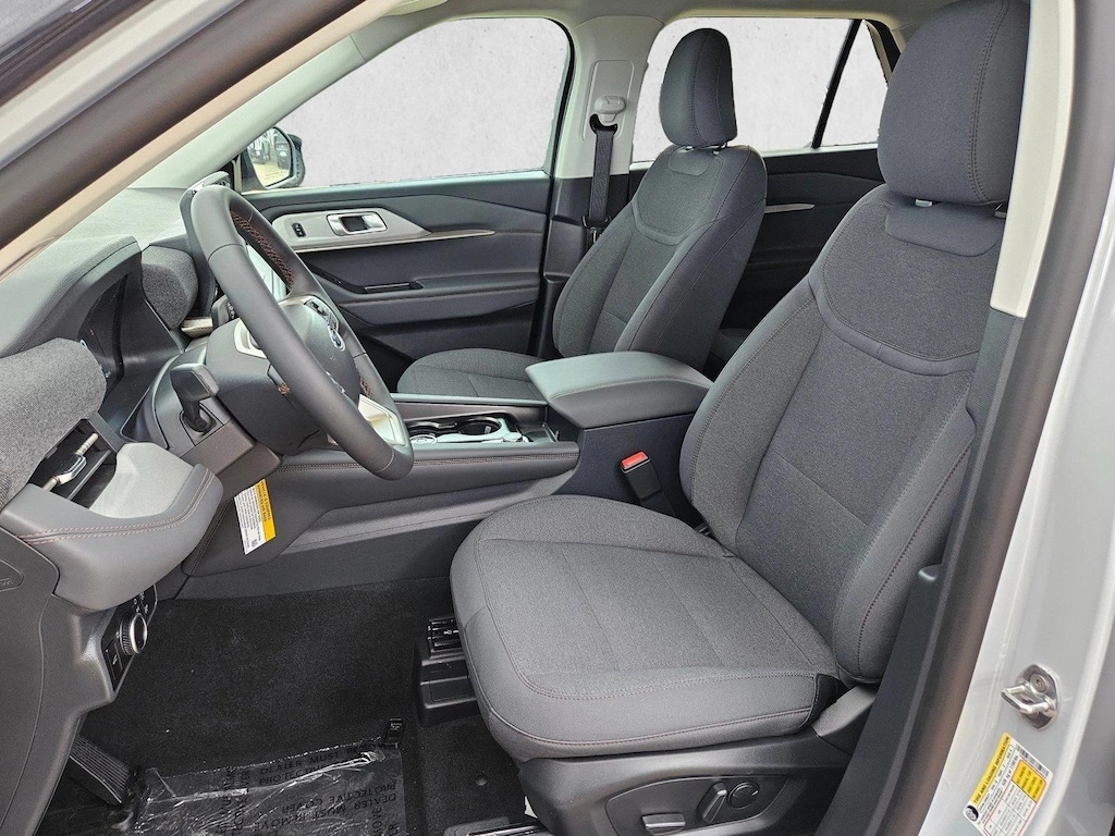 New 2026 Ford Explorer Active w/200A Pkg SUV