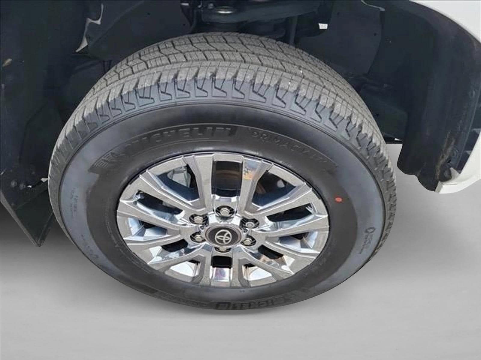 2024 Toyota Tacoma SR5 - Photo 10