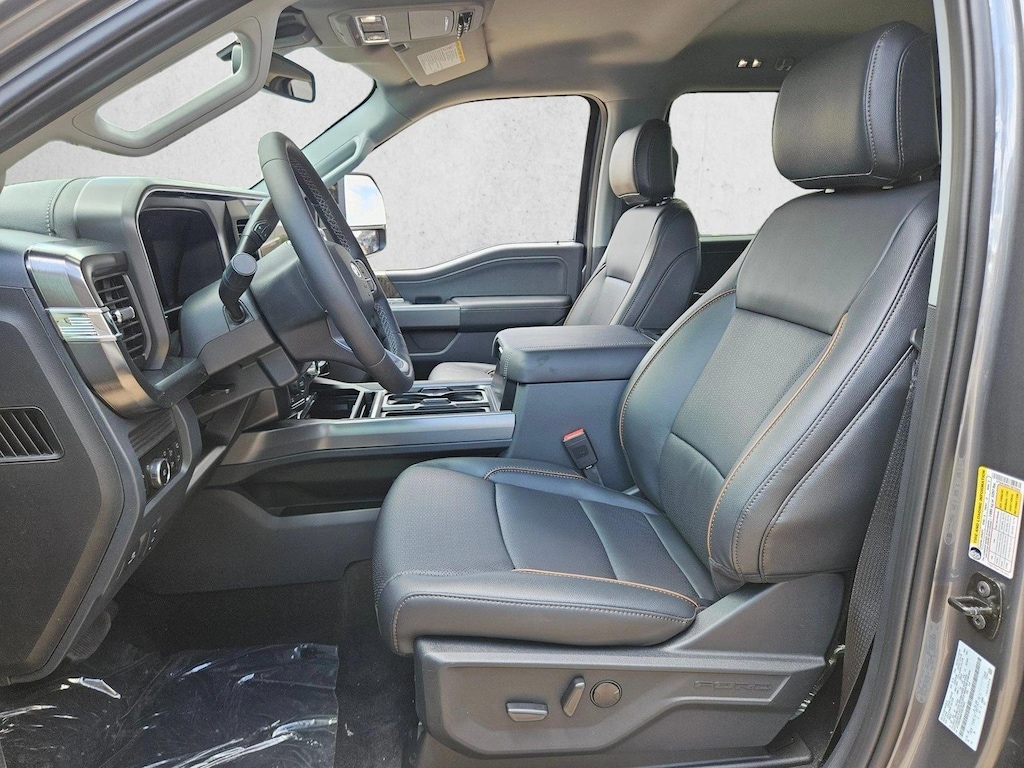 New 2026 Ford F-250 LARIAT Truck Crew Cab