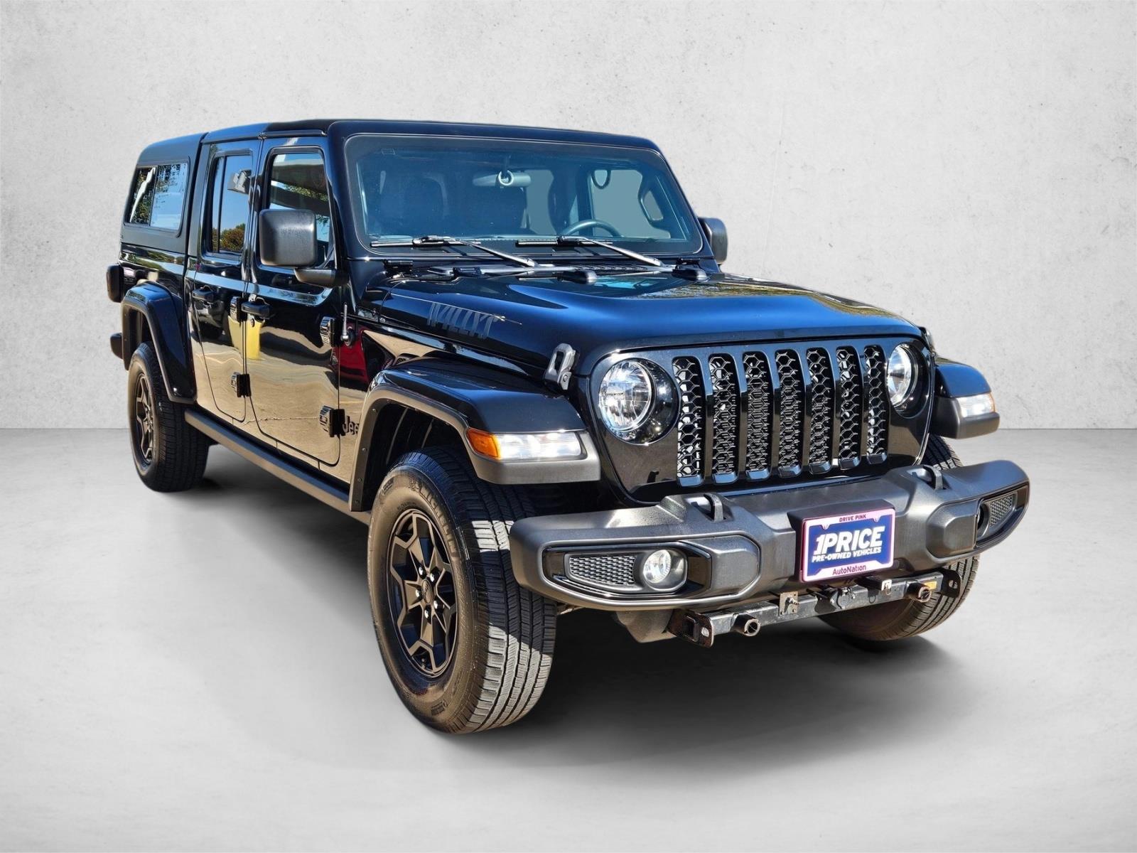 2022 Jeep Gladiator Willys Sport photo 3