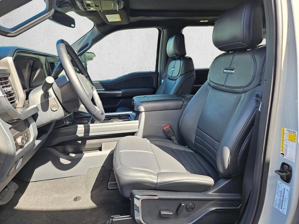 New 2026 Ford F-350 Platinum Truck Crew Cab