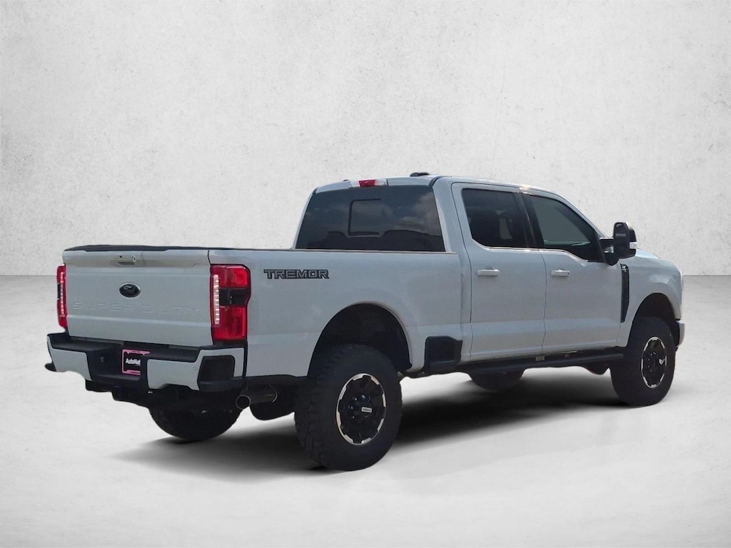 New 2026 Ford F-250 XLT Truck Crew Cab