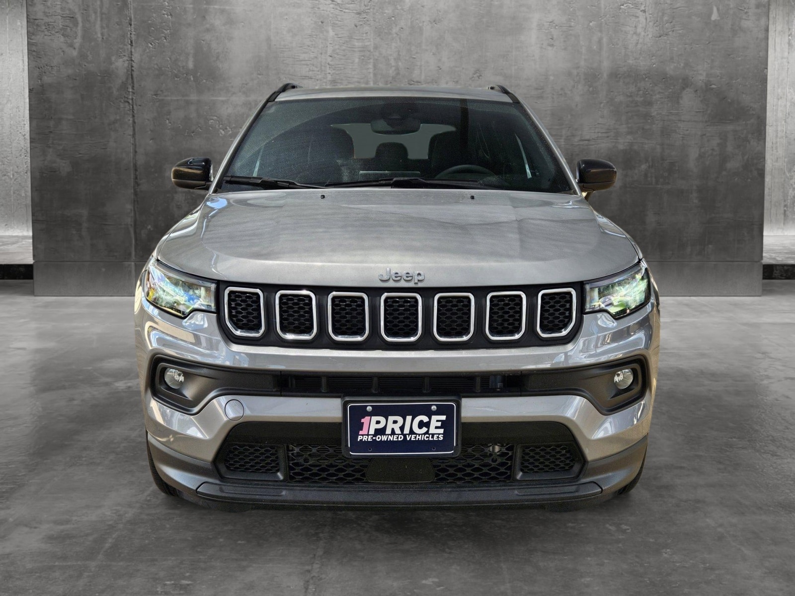 Used 2023 Jeep Compass Latitude with VIN 3C4NJDBN5PT542047 for sale in Arlington, TX