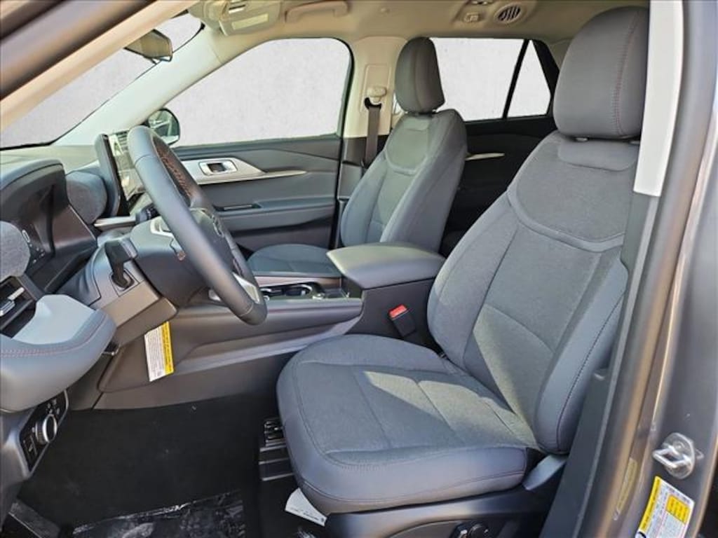 New 2026 Ford Explorer Active w/200A Pkg SUV