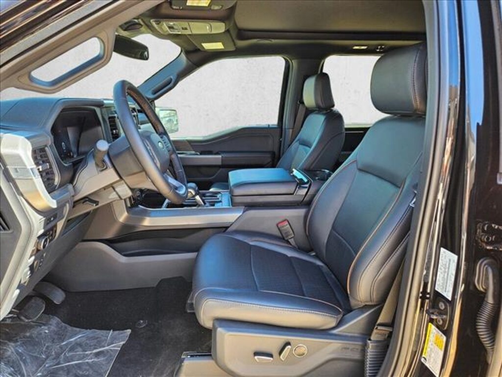 New 2025 Ford F-150 LARIAT Truck SuperCrew Cab