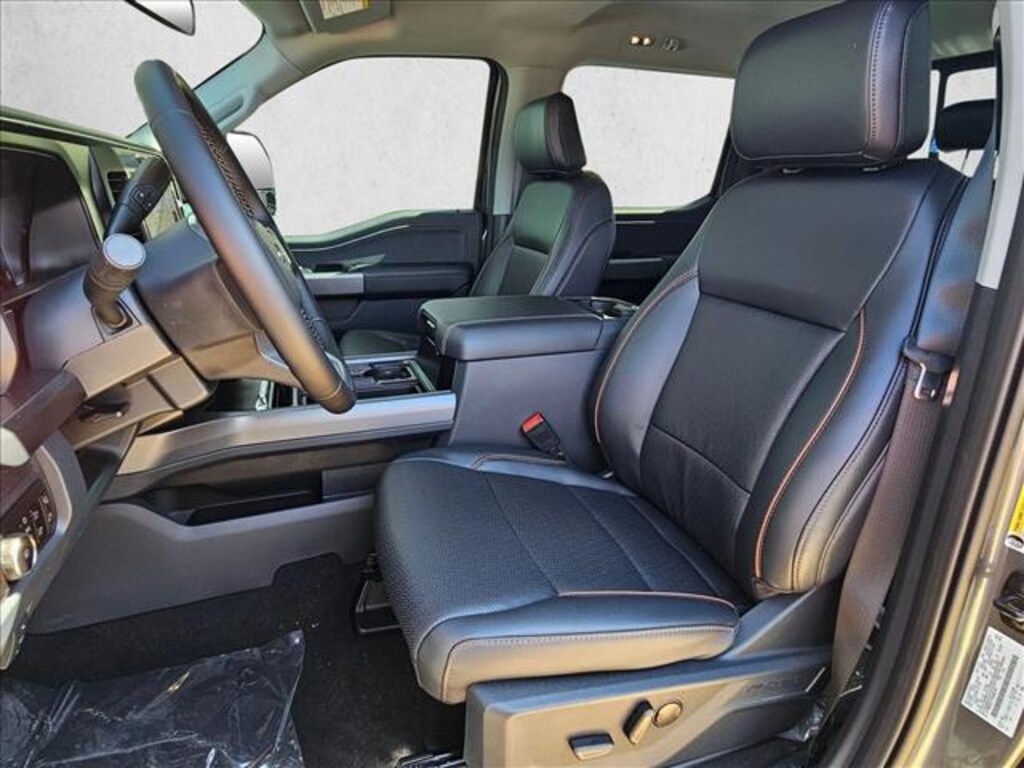 New 2026 Ford F-250 LARIAT Truck Crew Cab