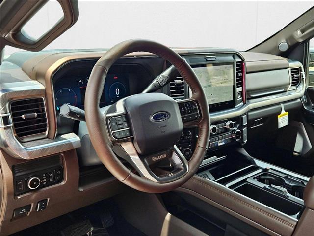 2025 Ford F-250 King Ranch photo 3