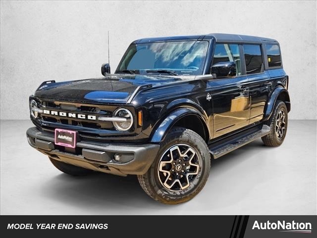 2025 Ford Bronco 4-Door Outer Banks's photo