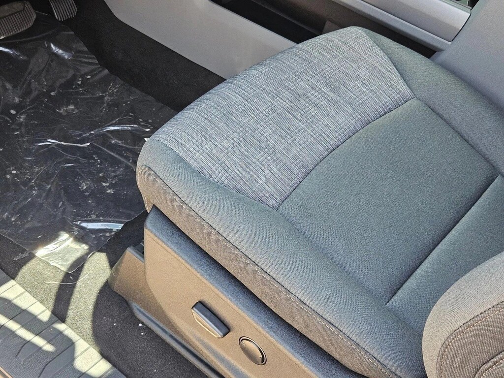 New 2026 Ford F-250 XLT Truck Crew Cab