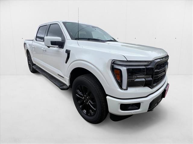 2025 Ford F-150 Lariat photo 3