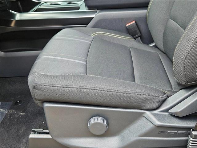 2025 Ford F-150 STX photo 4