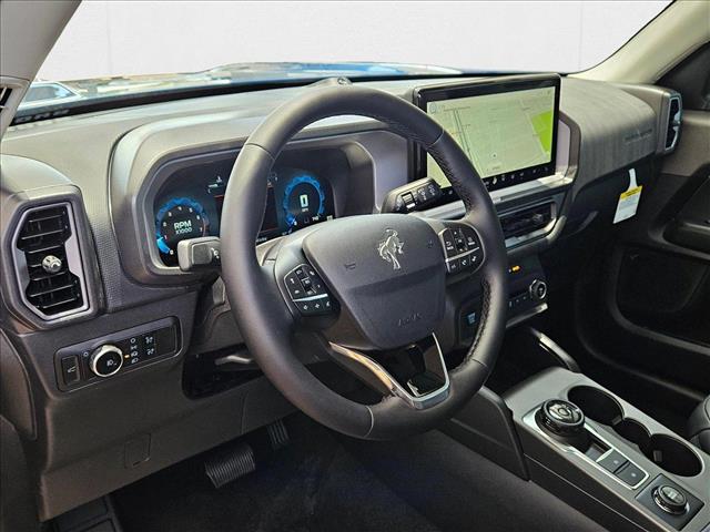 2025 Ford Bronco Sport Outer Banks photo 3