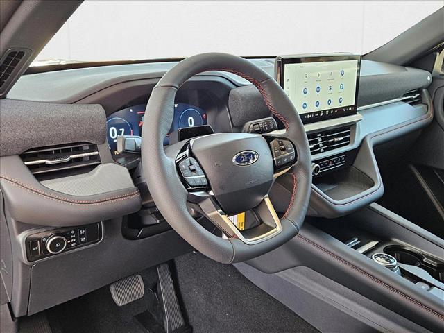 2025 Ford Explorer ST-Line photo 2