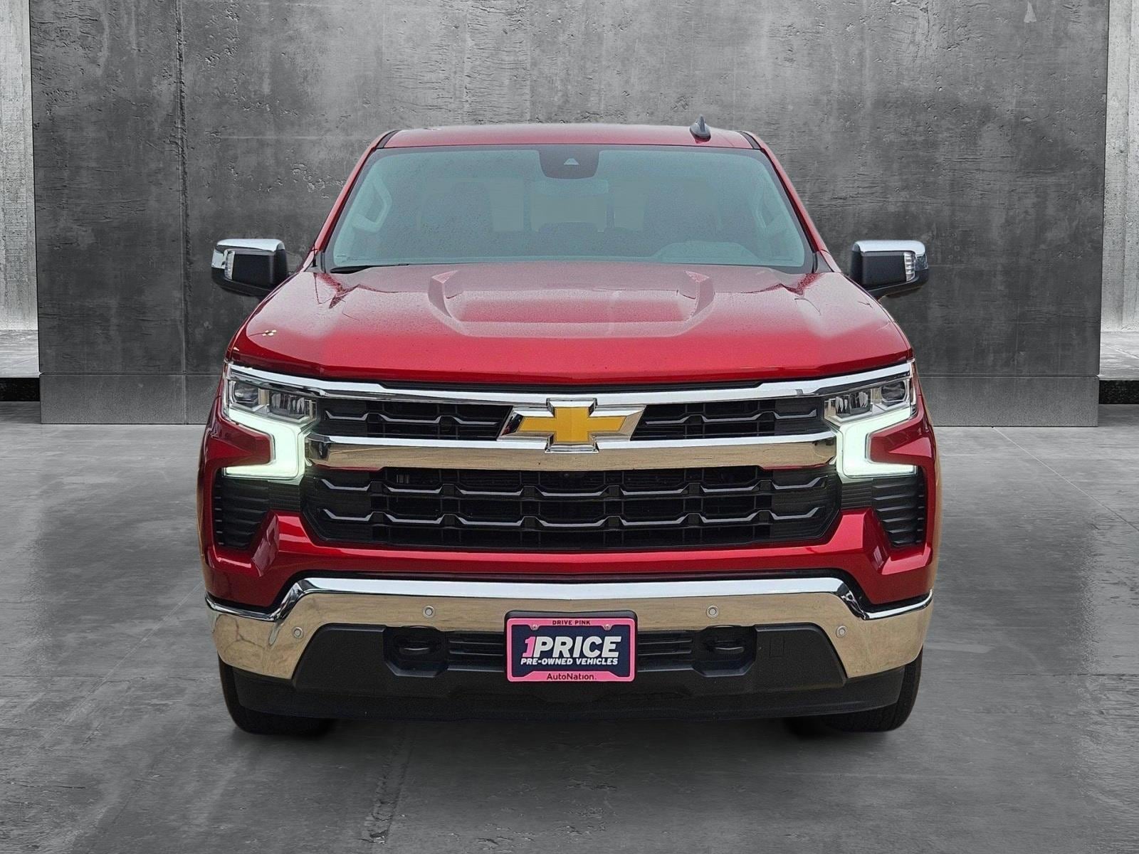 Used 2024 Chevrolet Silverado 1500 LT with VIN 3GCUDDED0RG277054 for sale in Arlington, TX