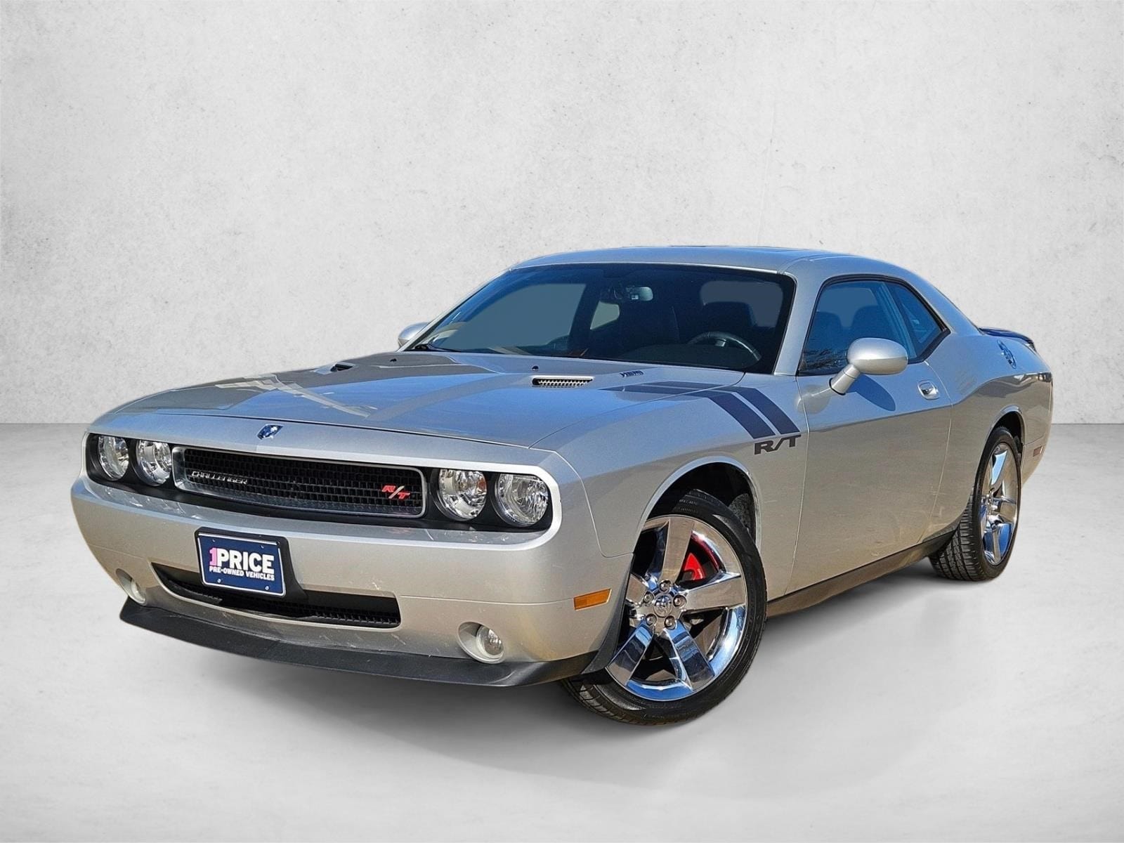 2010 Dodge Challenger R/T's photo
