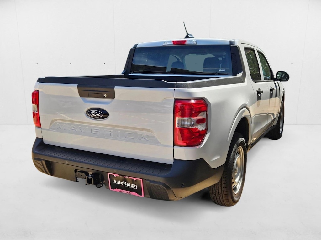 New 2025 Ford Maverick XL Truck SuperCrew