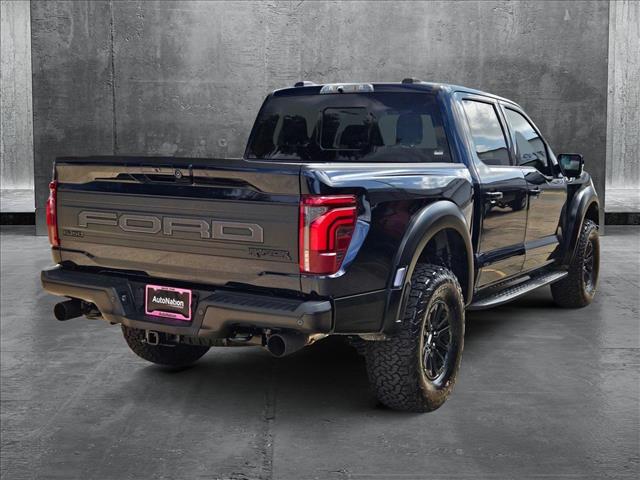 2025 Ford F-150 Raptor photo 2