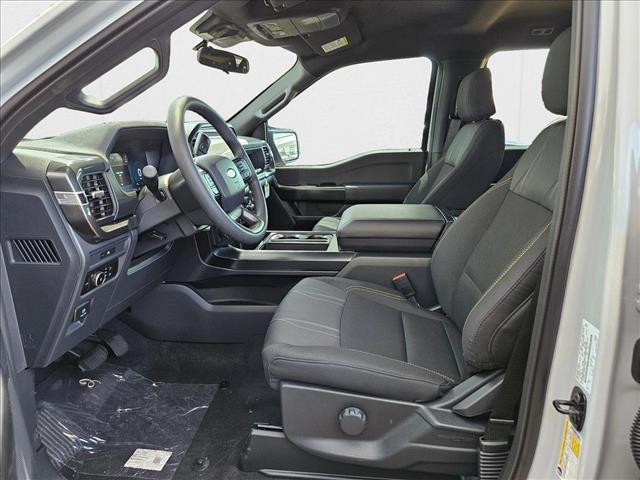 2025 Ford F-150 STX photo 4