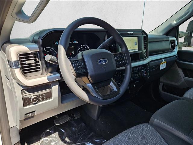 2026 Ford F-250 XLT photo 3