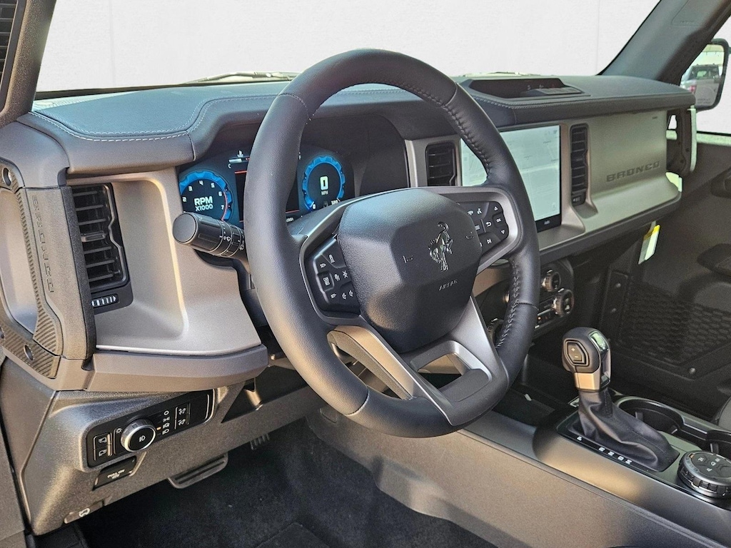 New 2025 Ford Bronco Outer Banks SUV