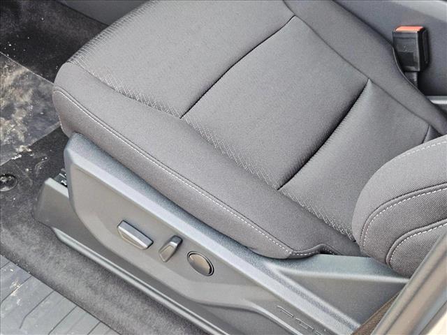 2025 Ford F-150 XLT photo 4