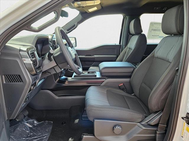 2025 Ford F-150 STX photo 4