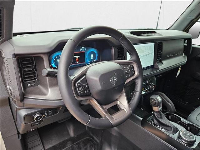 2025 Ford Bronco Big Bend photo 3