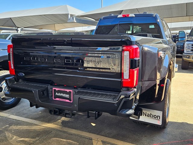 2026 Ford F-350 Platinum photo 2