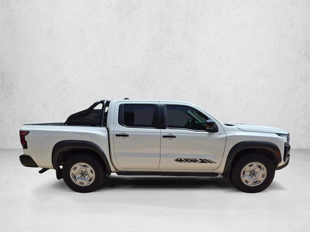 Used 2024 Nissan Frontier SV Truck Crew Cab