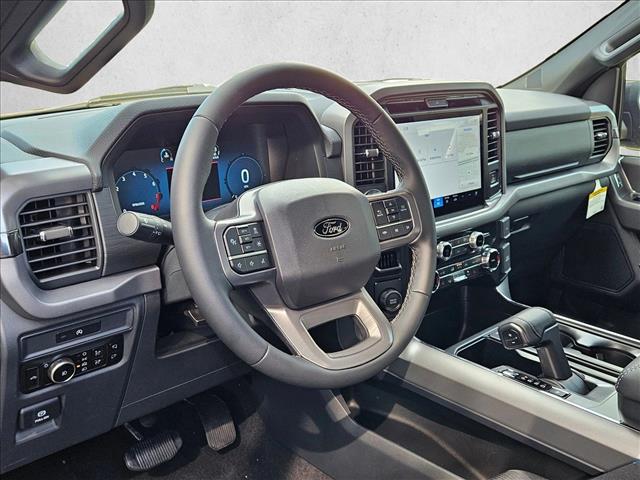 2025 Ford F-150 XLT photo 3