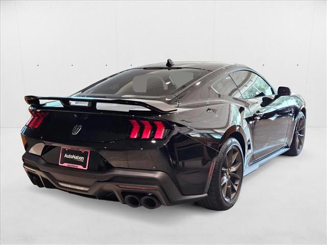 2025 Ford Mustang Dark Horse Deluxe photo 2