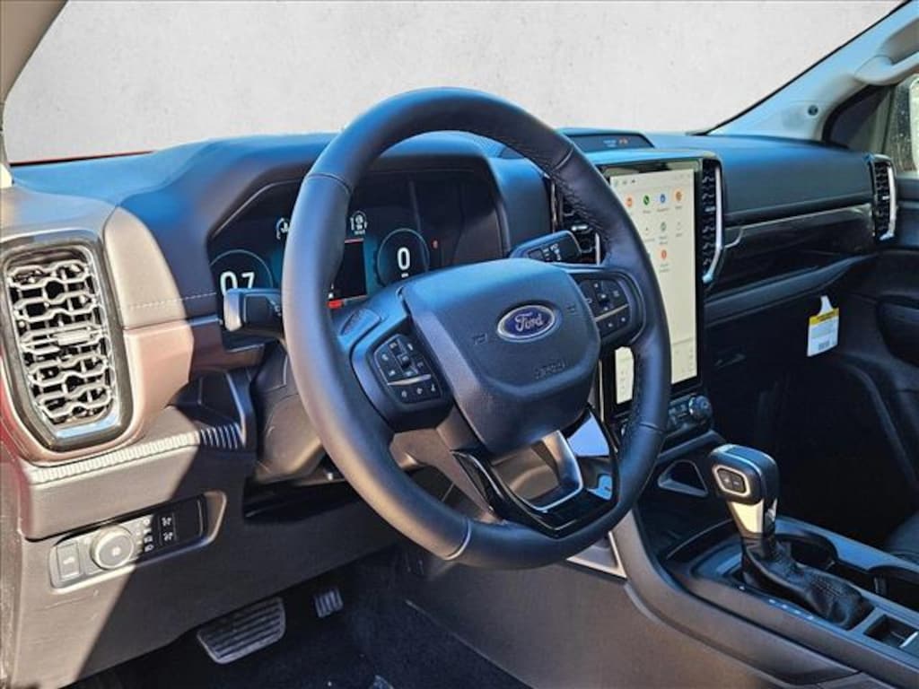 New 2025 Ford Ranger LARIAT Truck SuperCrew