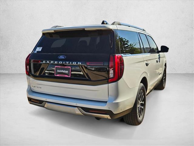2025 Ford Expedition Platinum photo 2
