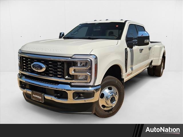 2026 Ford F-350 Super Duty King Ranch's photo