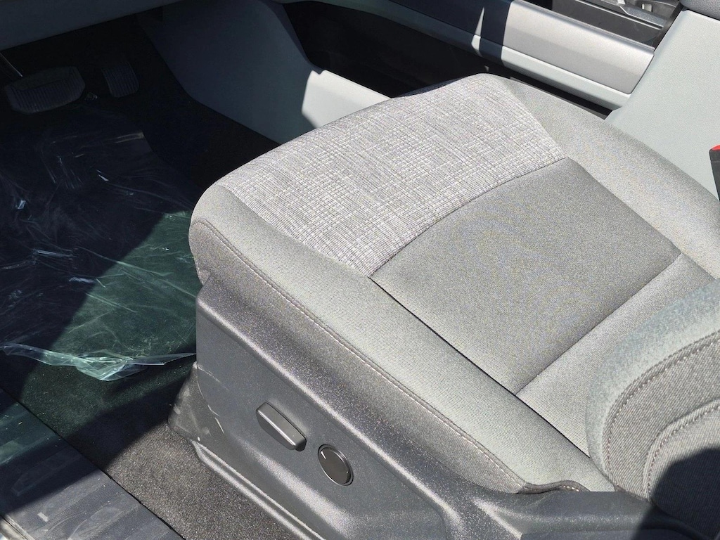 New 2026 Ford F-250 XLT Truck Crew Cab