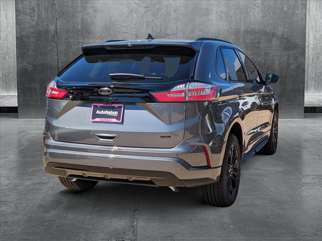 2024 Ford Edge SE photo 2