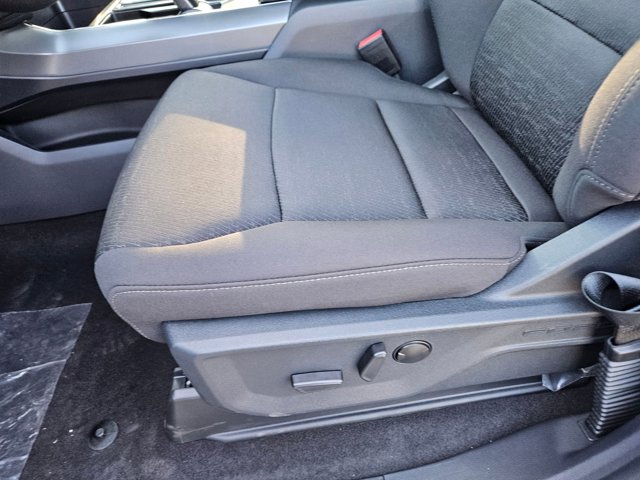 2025 Ford F-150 XLT photo 3