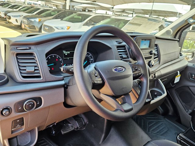 2025 Ford Transit photo 3