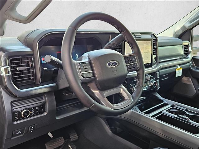 2026 Ford F-250 Lariat photo 3