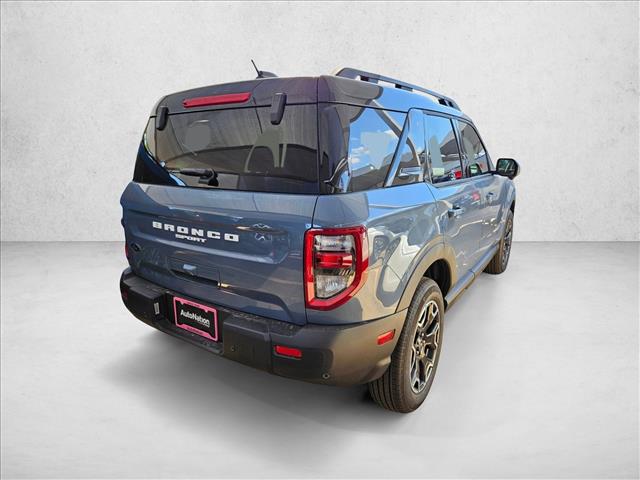 2025 Ford Bronco Sport Outer Banks photo 2