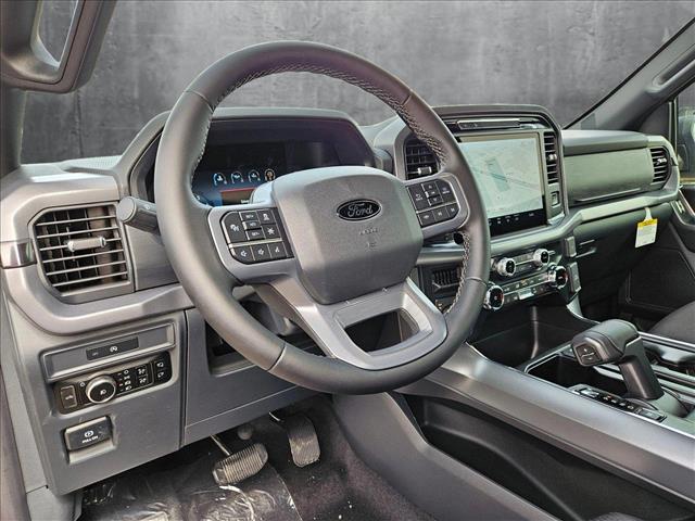 2025 Ford F-150 XLT photo 3