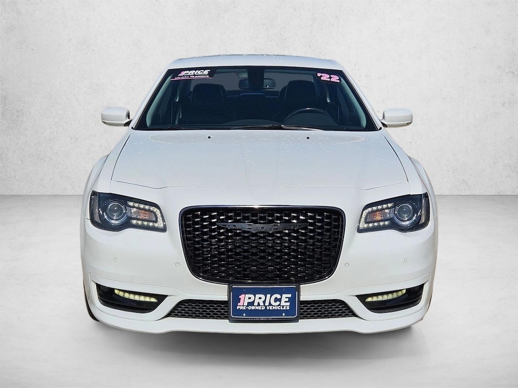 Used 2022 Chrysler 300 Touring L Sedan