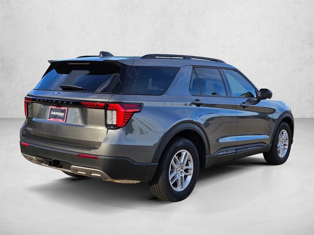 New 2026 Ford Explorer Active w/200A Pkg SUV