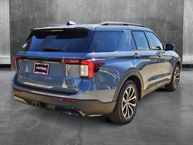 2025 Ford Explorer ST-Line photo 2