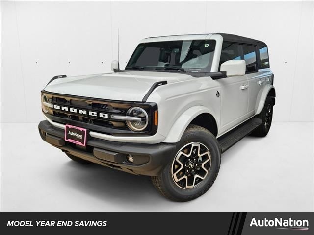 2025 Ford Bronco 4-Door Outer Banks's photo