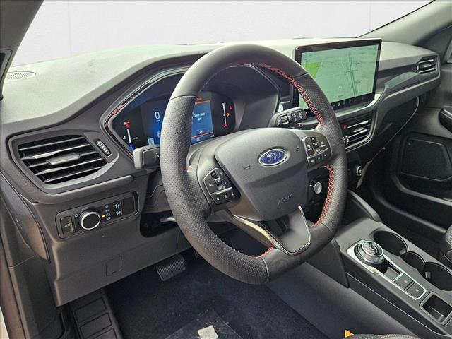 2025 Ford Escape ST-Line photo 2