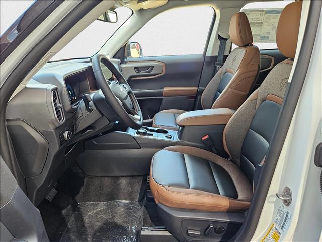2025 Ford Bronco Sport Outer Banks photo 4