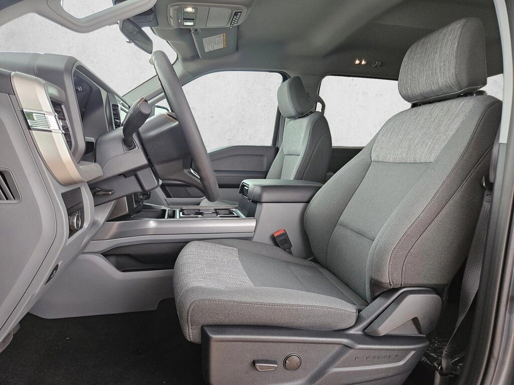 New 2026 Ford F-250 XLT Truck Crew Cab
